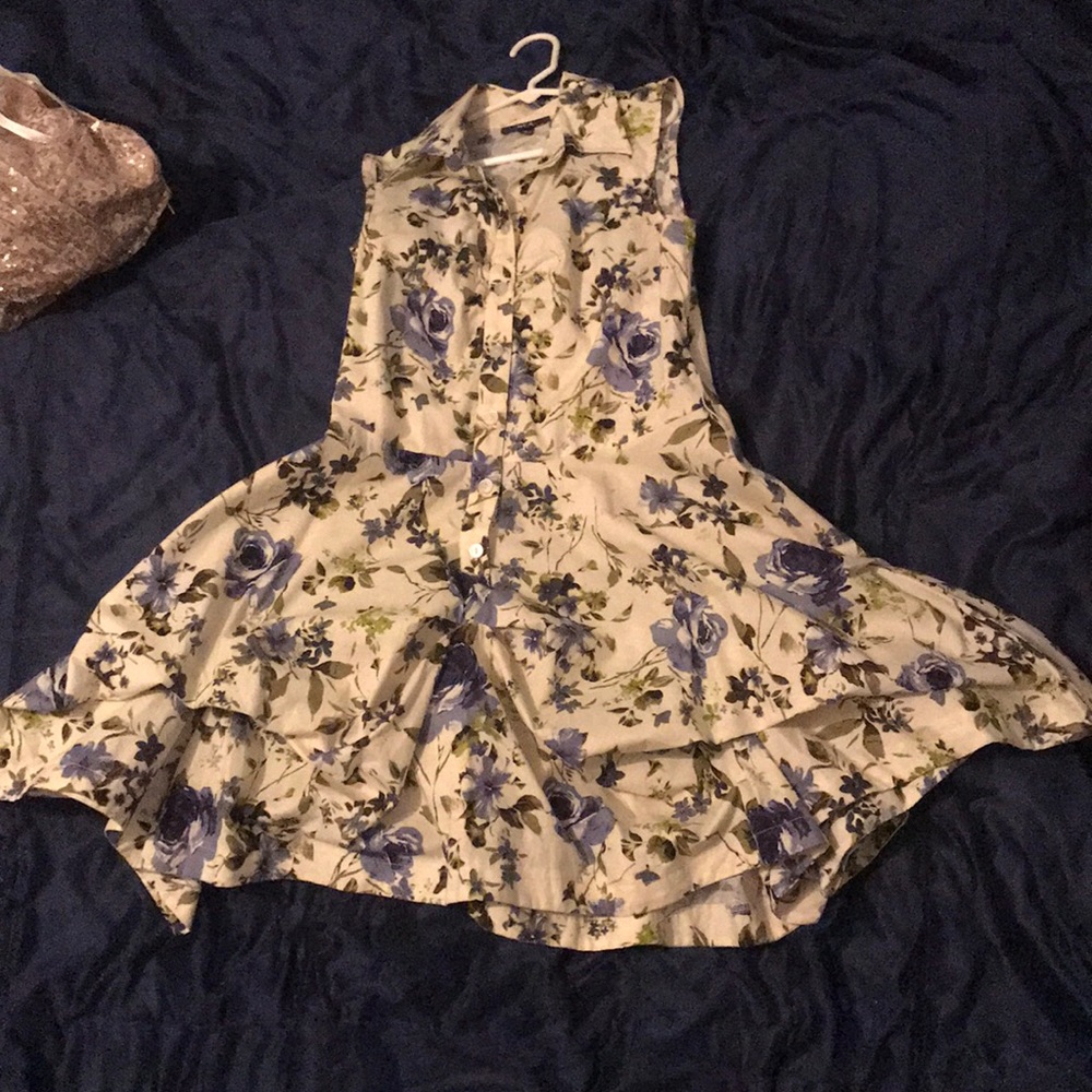 Dress - Picture 2 of 5